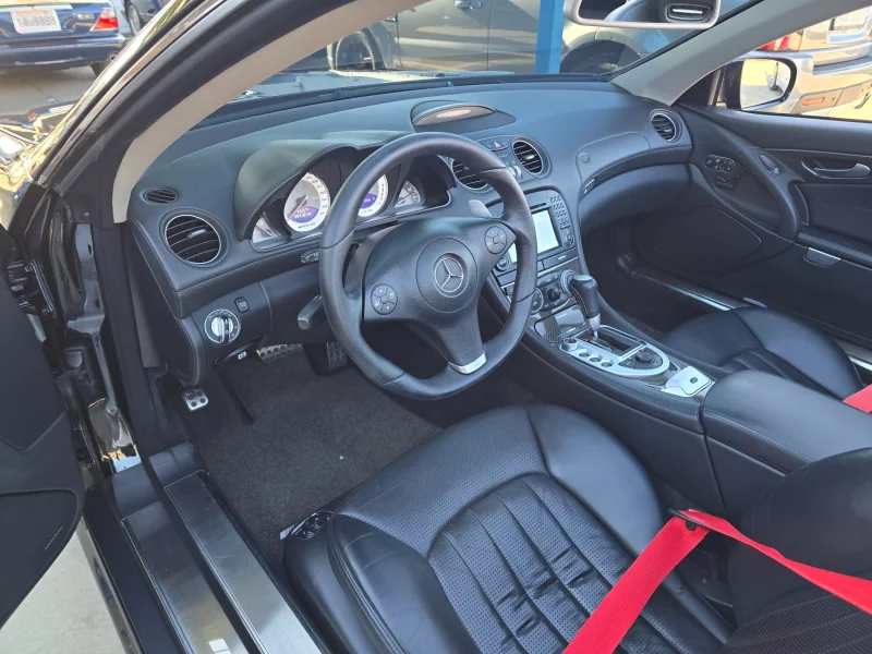 Mercedes-Benz SL-Class