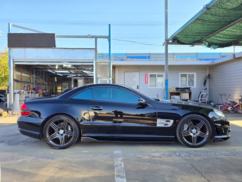 Mercedes-Benz SL-Class