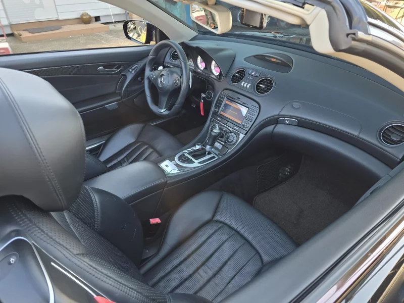 Mercedes-Benz SL-Class