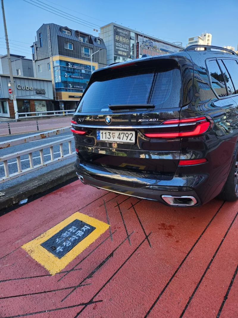 BMW X7