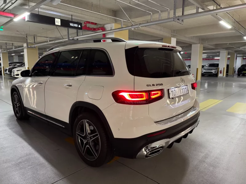 Mercedes-Benz GLB-Class