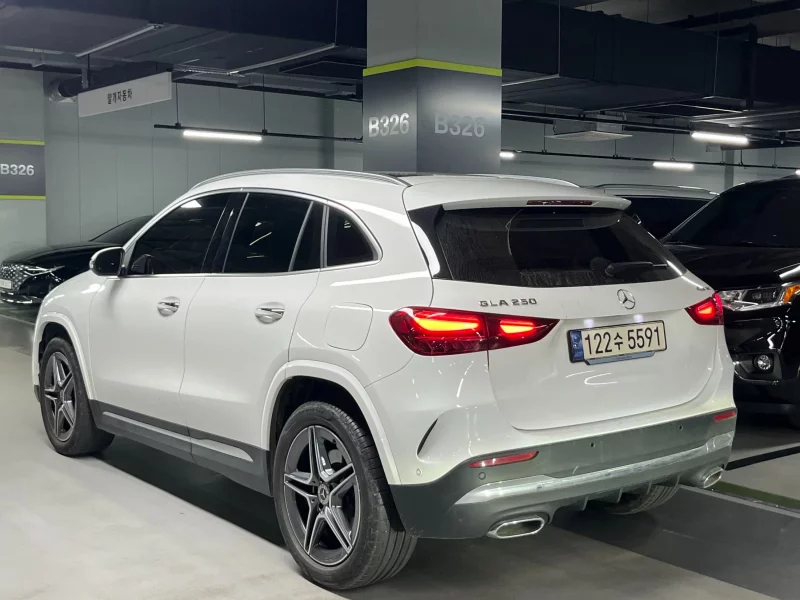 Mercedes-Benz GLA-Class