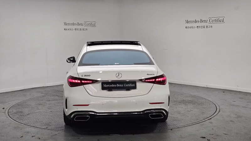 Mercedes-Benz C-Class