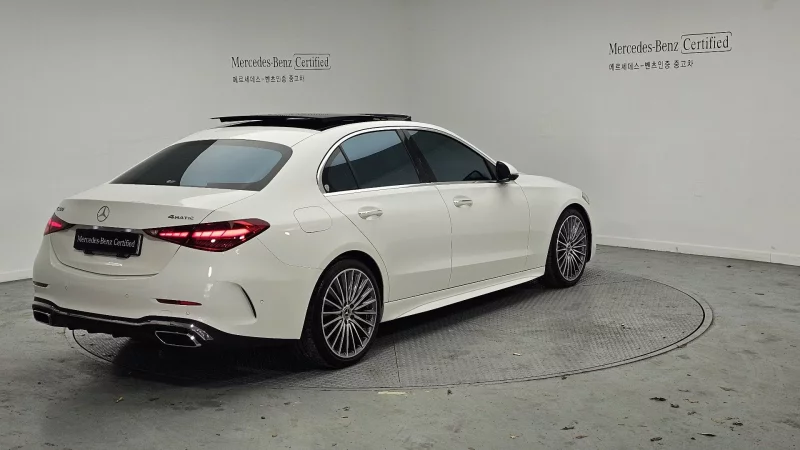 Mercedes-Benz C-Class