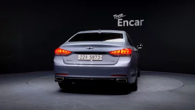 Hyundai Genesis