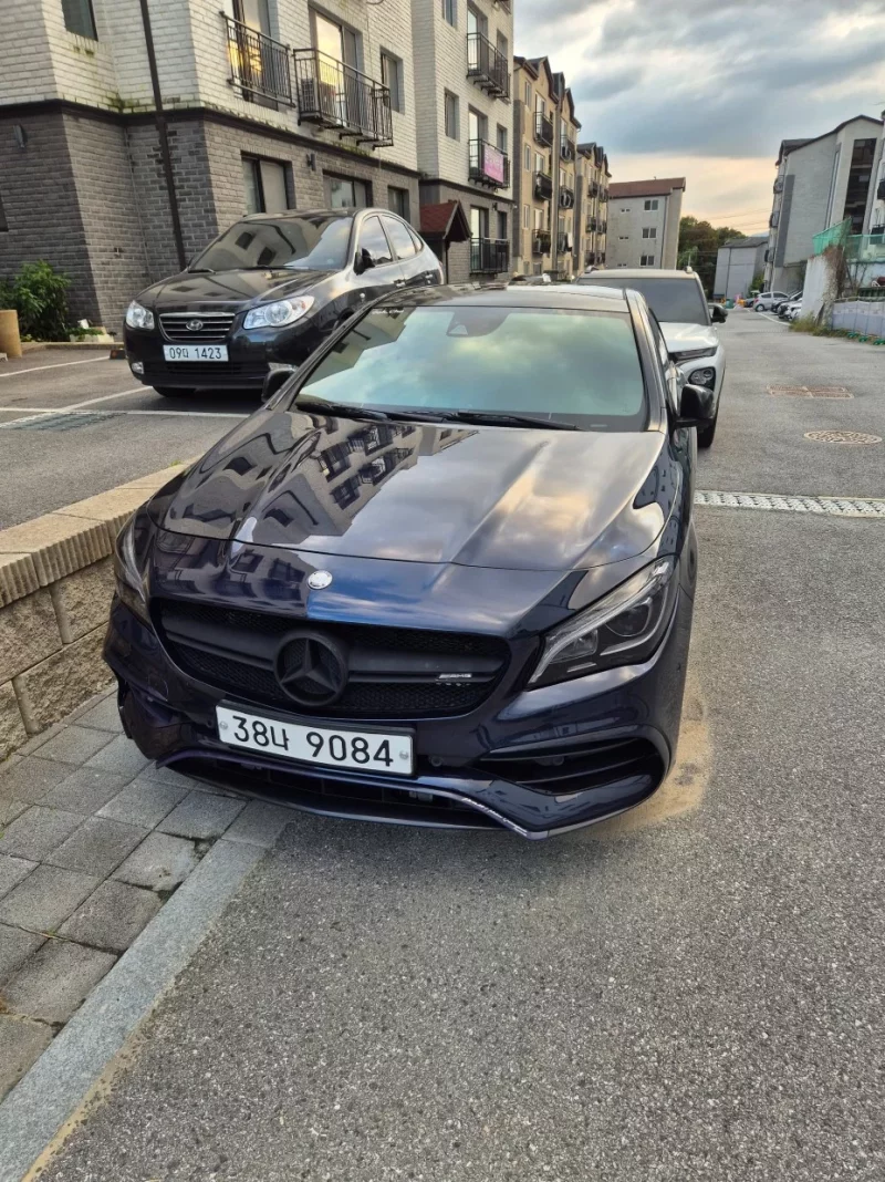 Mercedes-Benz CLA-Class