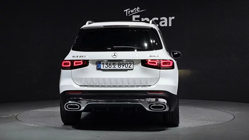 Mercedes-Benz GLB-Class