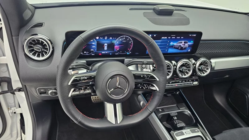 Mercedes-Benz GLB-Class