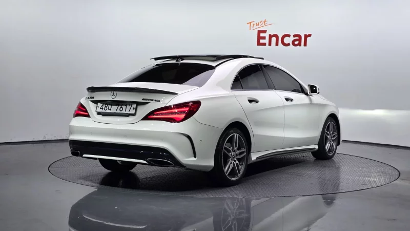Mercedes-Benz CLA-Class