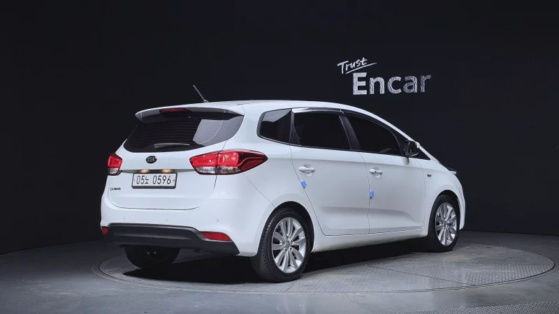 Kia Carens