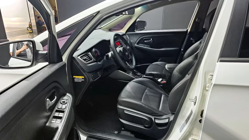 Kia Carens