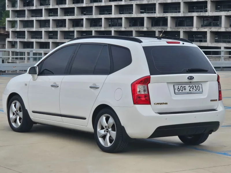Kia Carens