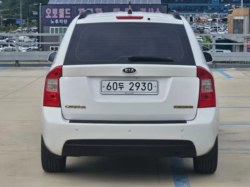Kia Carens