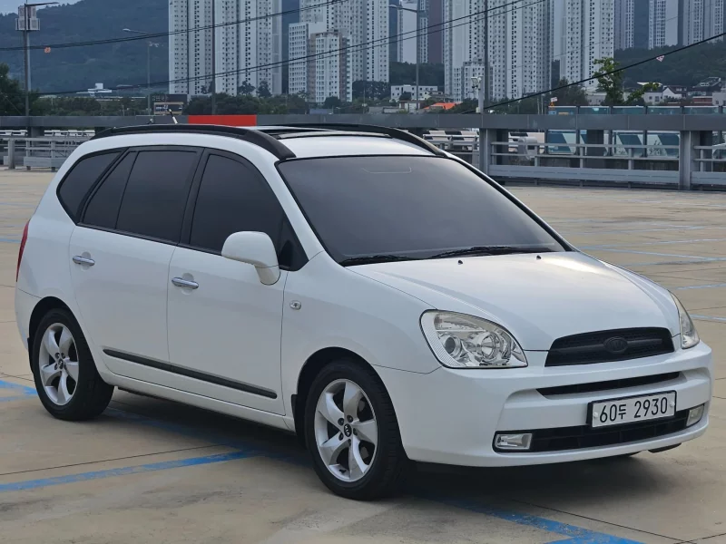 Kia Carens