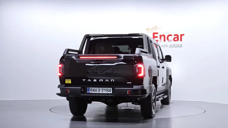 Kia Tasman