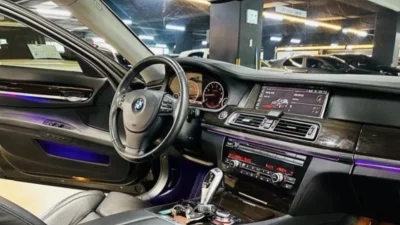 BMW 7-Series
