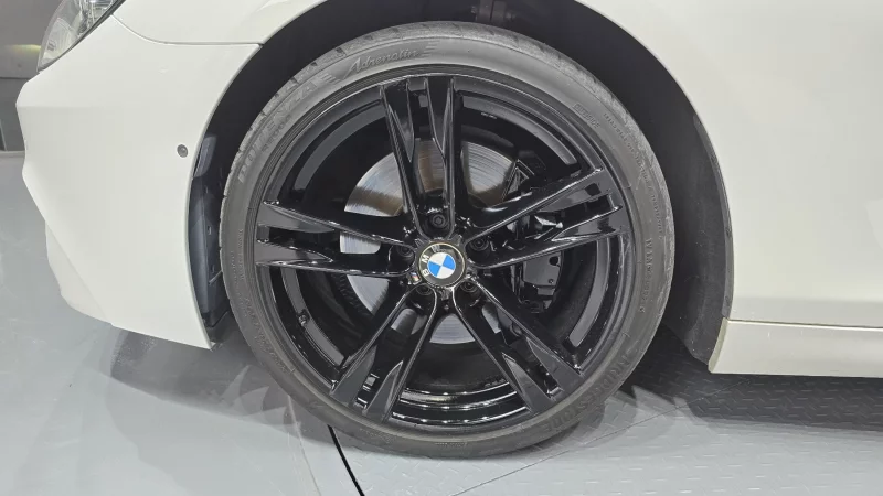 BMW 6-Series