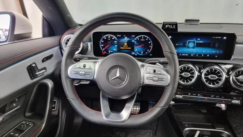 Mercedes-Benz CLA-Class