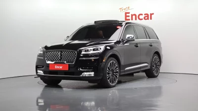 Lincoln AVIATOR