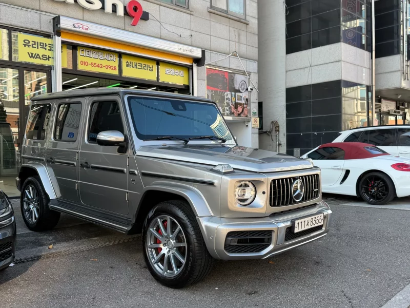 Mercedes-Benz G-Class