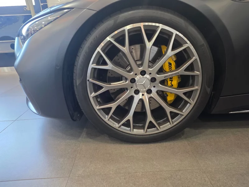 Mercedes-Benz SL-Class