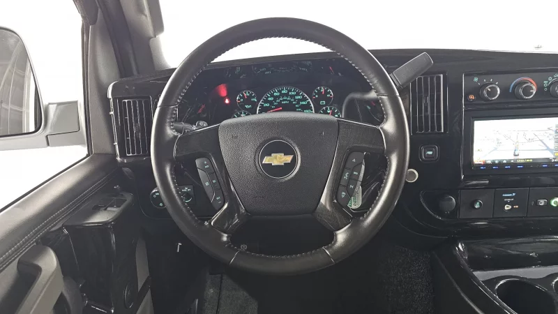 Chevrolet Express Van