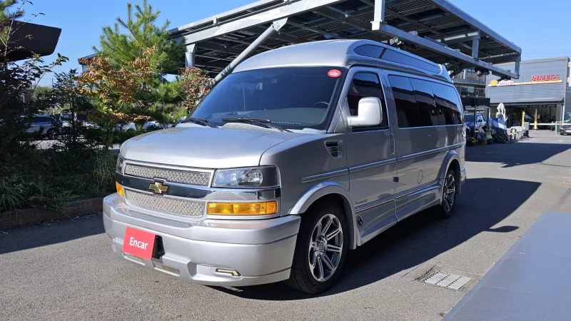 Chevrolet Express Van