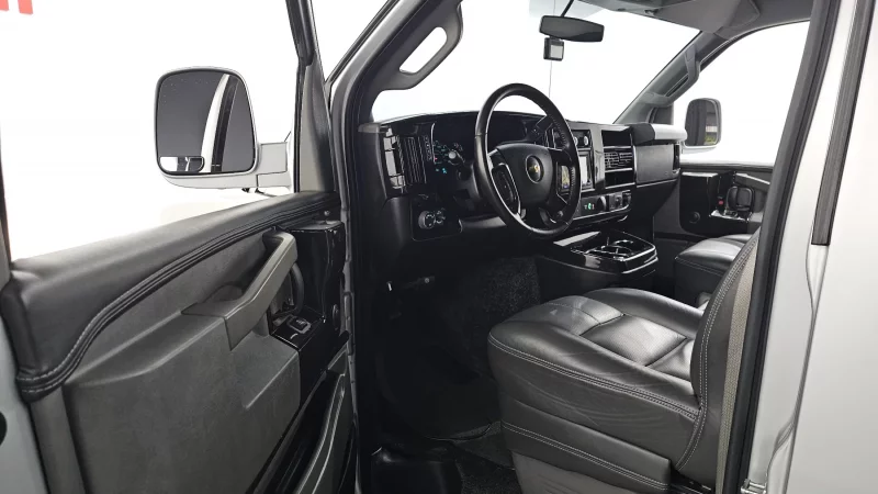 Chevrolet Express Van