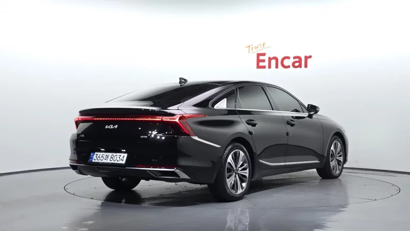 Kia K8