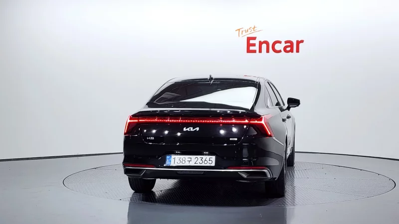 Kia K8