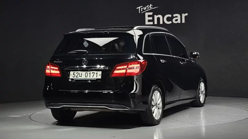 Mercedes-Benz B-Class