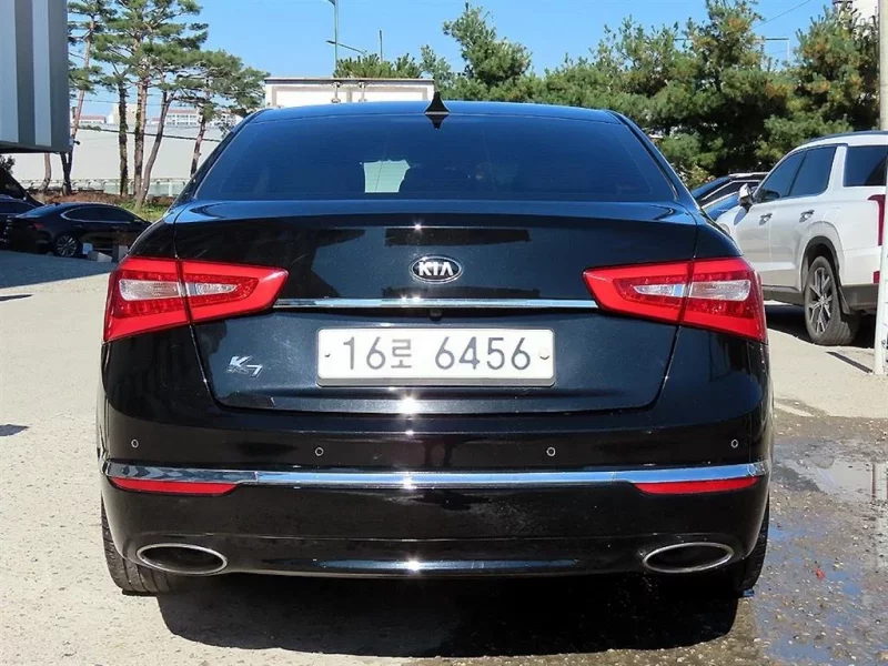 Kia K7