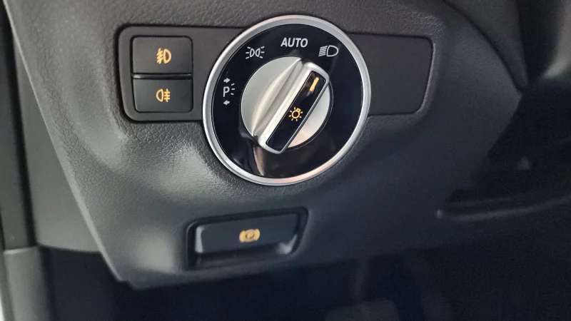 Mercedes-Benz GLA-Class