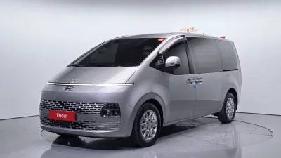 Hyundai Staria