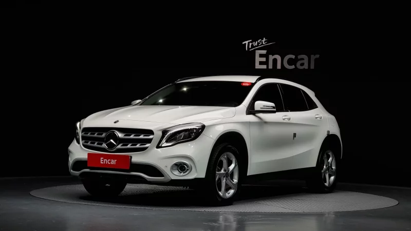 Mercedes-Benz GLA-Class