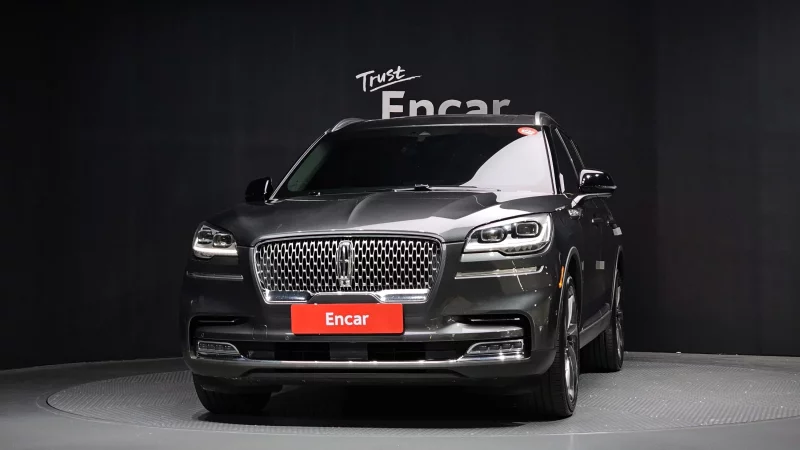 Lincoln AVIATOR