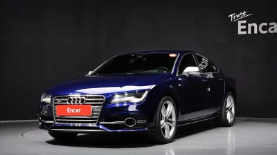 Audi S7