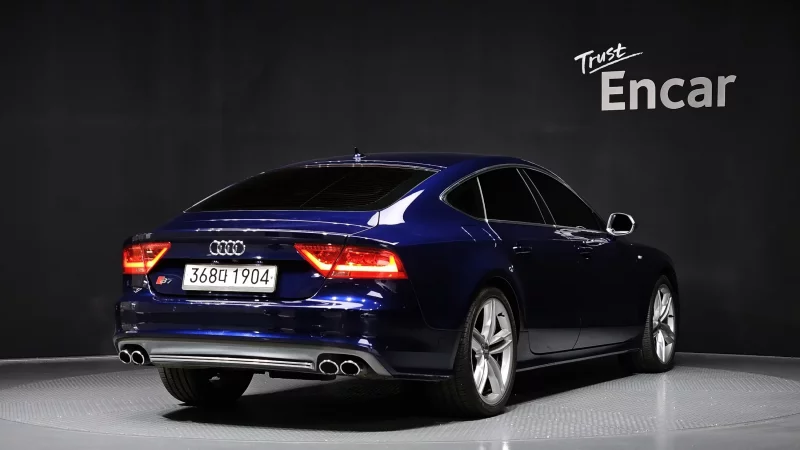 Audi S7