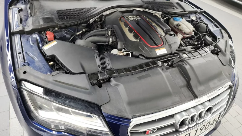 Audi S7