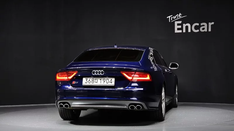 Audi S7