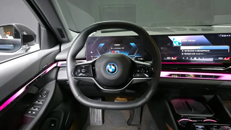 BMW i5