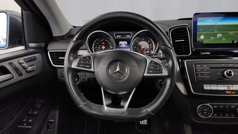 Mercedes-Benz GLE-Class