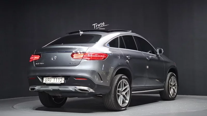 Mercedes-Benz GLE-Class