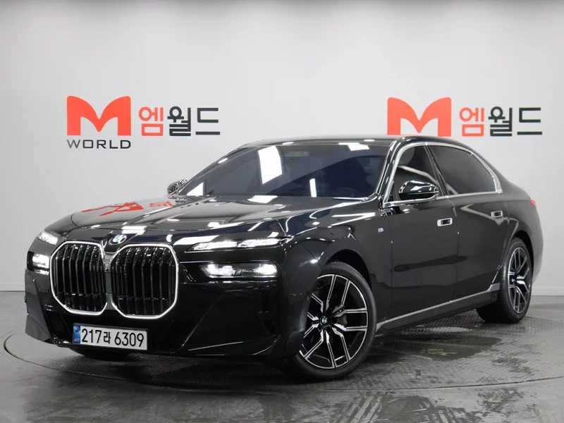 BMW 7-Series