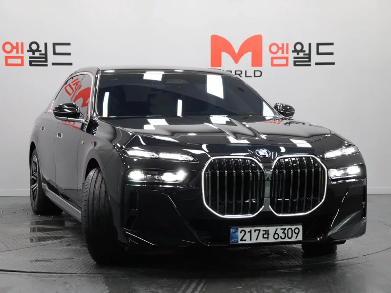 BMW 7-Series