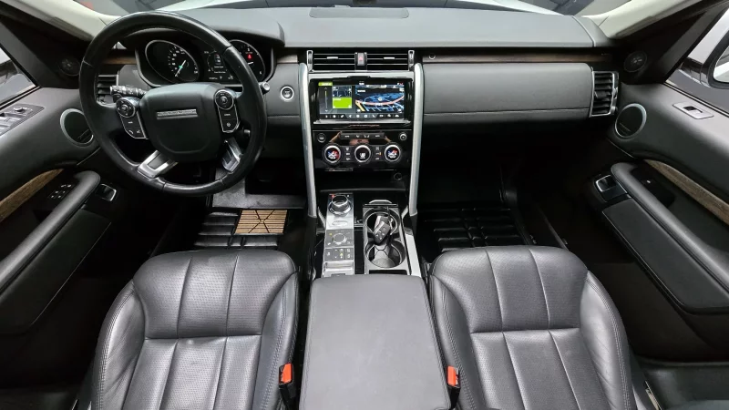 Land Rover DISCOVERY