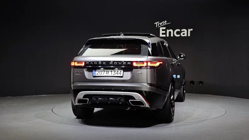 Land Rover RANGE ROVER VELAR