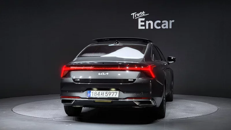 Kia K8