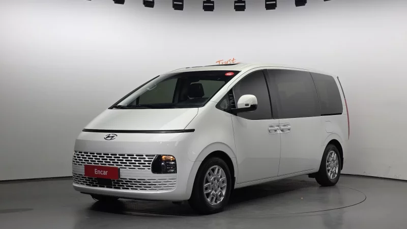 Hyundai Staria