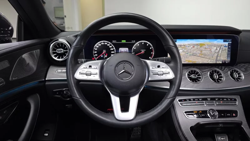 Mercedes-Benz CLS-Class